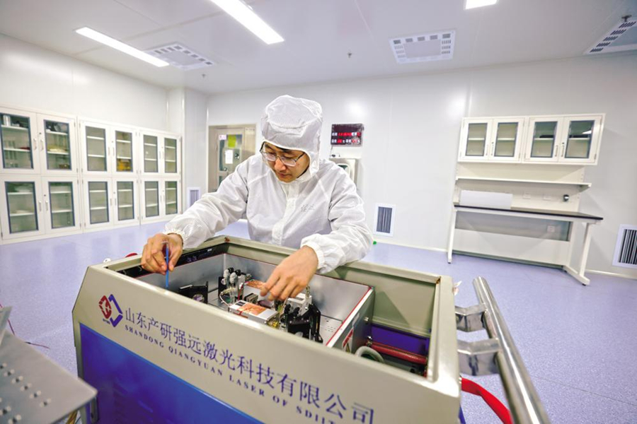 星空综合体育网页版聊报头条丨两河之畔演出“光子